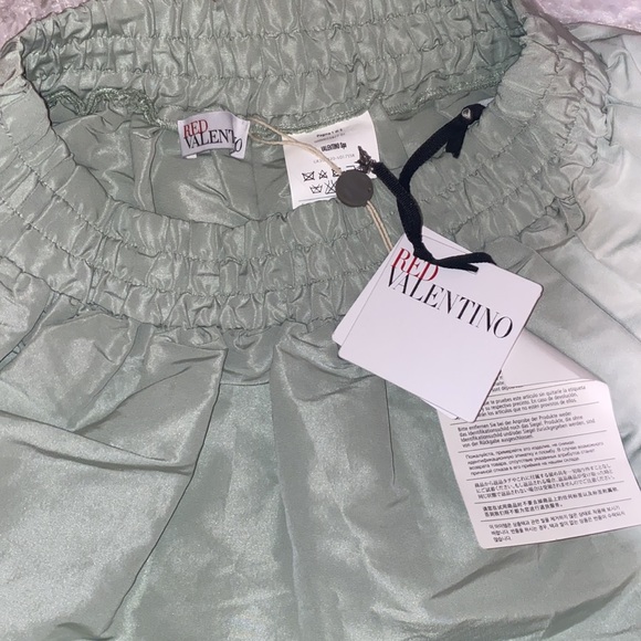 Red Valentino mini mint coloured skirt NWT! Retails 600$+ (HAS DEFECTS SEE PICS) - Picture 2 of 6